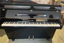 Zender Upright - Black