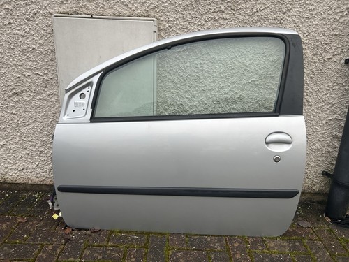 Peugeot 107 citroen toyota - peugeot,