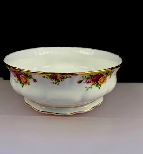 Huge royal albert - albert, country