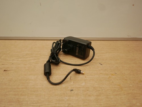 Dewalt 1004705 charger - dewalt,
