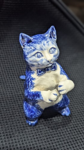 Delft playful cat kitten bow - delft,