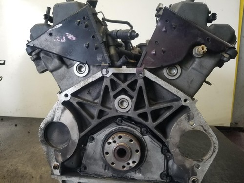 Aston martin vanquish engine - aston,