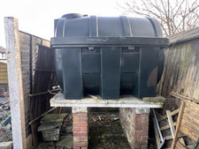 BUNDED OIL TANK DESO H1800