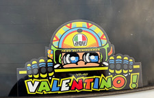 VALENTINO ROSSI peeping