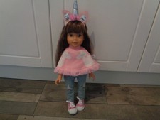 design a friend freya doll with matching unicorn outfit+trainers