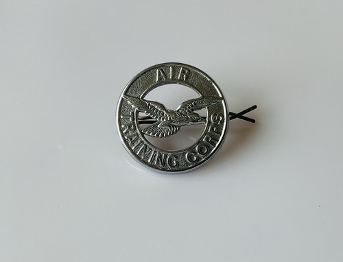 British army cap badge - british,