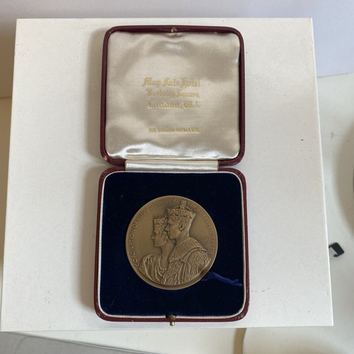 Coronation medal george - george, vi