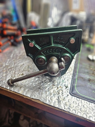 Record quick release - no, 52