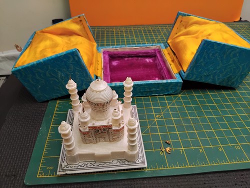 Vintage alabaster taj - vintage, mahal