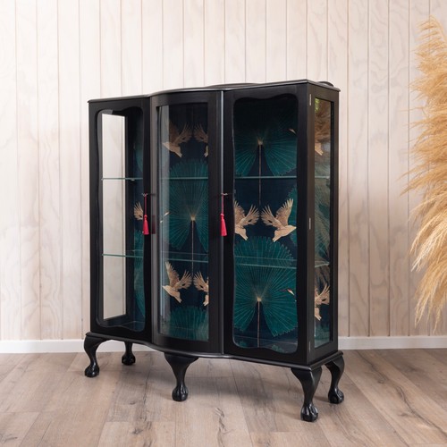 Available professionally - available:,