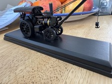 Model Vintage Steam Engine