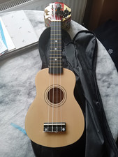 Ukulele Pack by Gear4Music