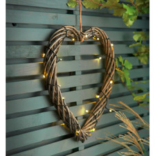 LED Solar Wicker Heart Wall