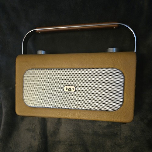 Bush wooden leather dab radio - bush,