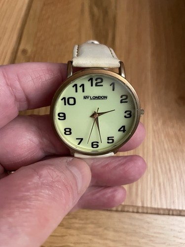 London ladies watch used - ladies,