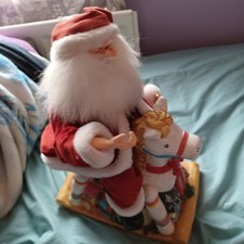 Musical Moving Santa's On