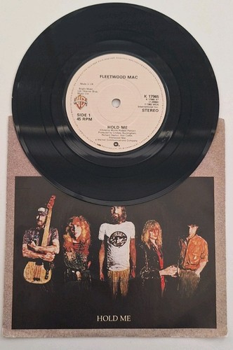 Fleetwood mac hold 1982 - fleetwood, me"1982
