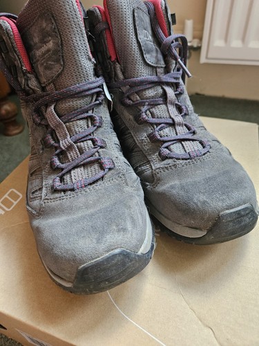 Berghaus walking boots - size, 7