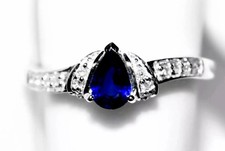 18 ct White Gold Ceylon Blue