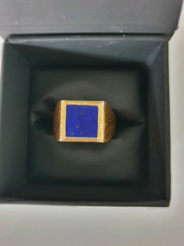 Natural lapis lazuli gemstone - lazuli,
