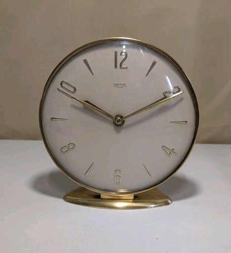 Vintage smiths hour - 30,