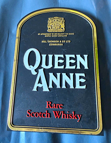 Queen anne rare scotch whisky - queen,