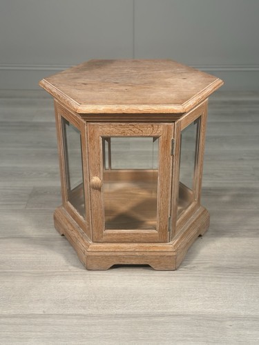Octagonal limed oak glass - limed,