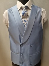 DOUBLE BREATED LIGHT BLUE