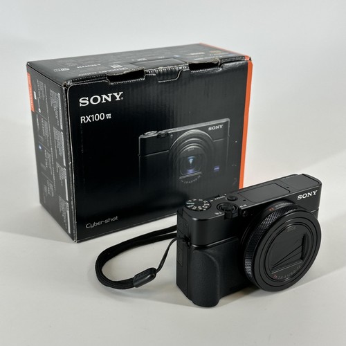Sony cyber shot rx100 vii - sony,