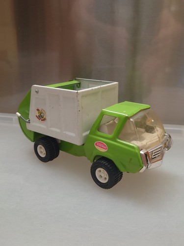 Tonka garbage truck 1970 - garbage,