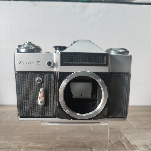 Zenit 35mm slr film camera - zenit-e,