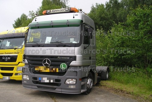 Truck photo mercedes benz - truck,