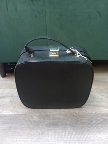 Vintage vanity case with lock - vanity,