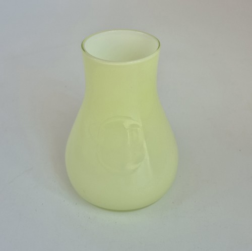 Vintage pale lime - pale, art
