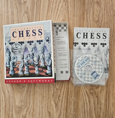 Vintage 1994 complete chess - complete,