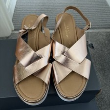 Brand New Women’s Next