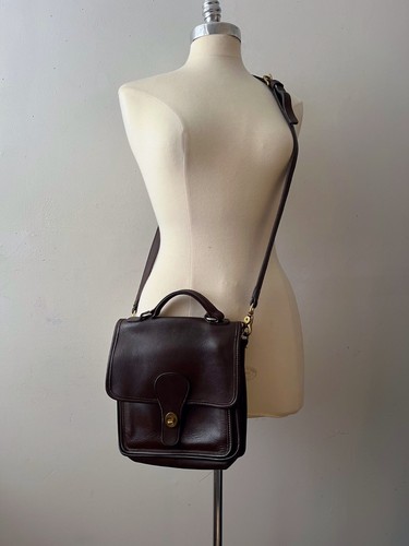 Vintage coach dark - coach,