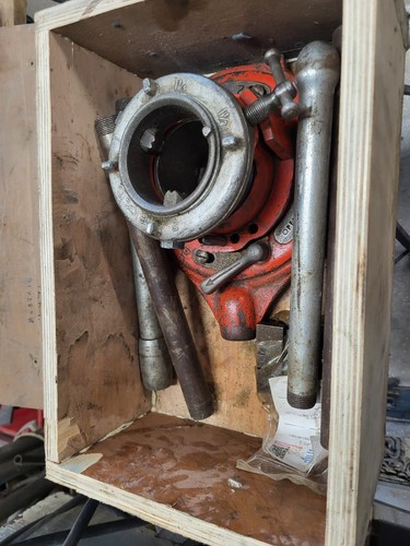 Ridgid hand held pipe - 65-r,
