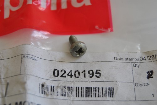Flywheel screw magnet - screw,