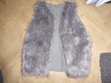 Primark size large 14-16 grey gilet with faux fur at front