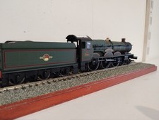 Hornby (OO) R2372M BR Castle