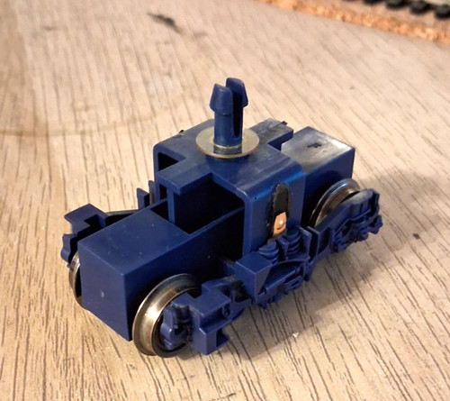 Front unpowered bogie with - front,
