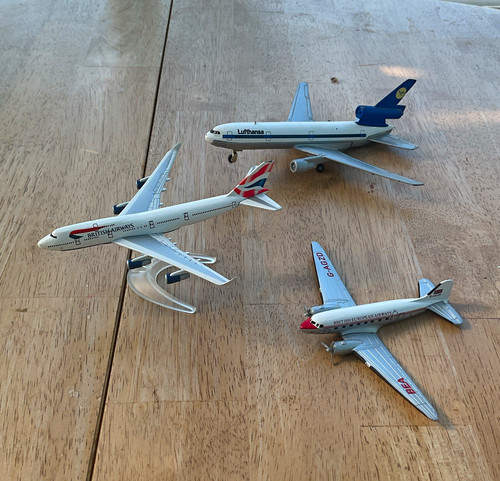 British airways airbus a340 - british,