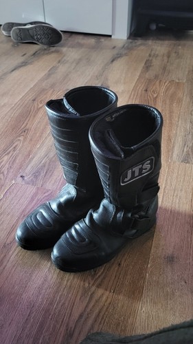Gently used waterproof jts - used,