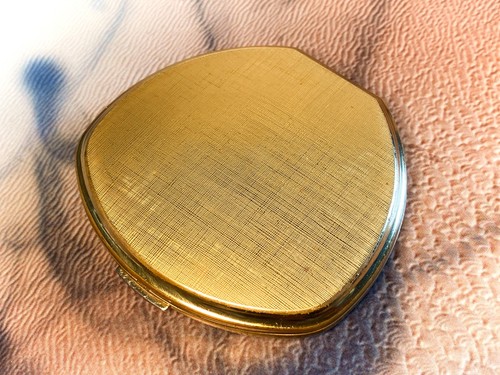 Stratton shell gold tone