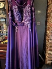 Gorgeous Purple Evening Maxi Gown Size 26 BNWOT