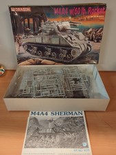 Dragon M4A4 W/60lb Rocket 1/35