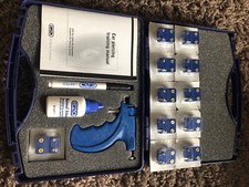 Caflon ear piercing gun &