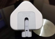 3 Pin UK Adapter For MacBook