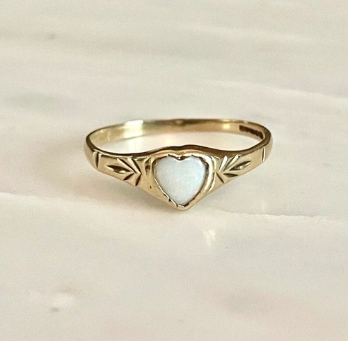 Vintage opal heart ring - heart,